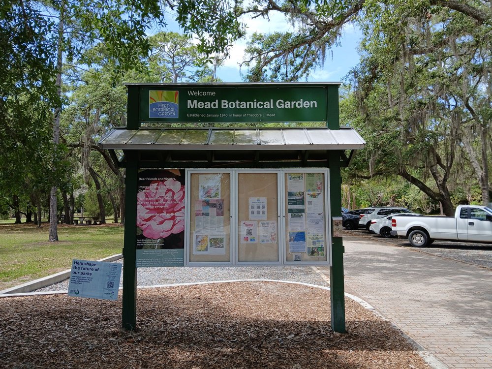 Mead Botanical Garden