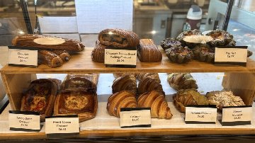 Light On The Sugar Bakery & Café, coffee shop in Winter Park