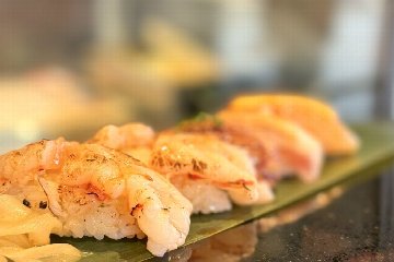EDOBOY Standing Sushi Bar