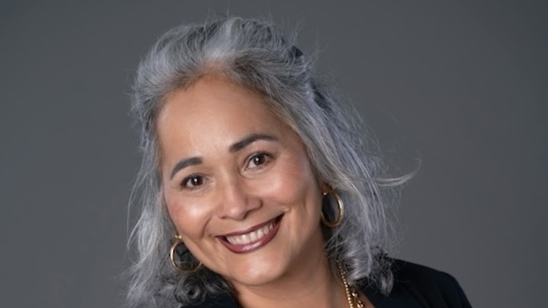 Orlando REALTOR - Brigida Lopez | La Rosa Realty | Real Estate Agent (English - Español)
