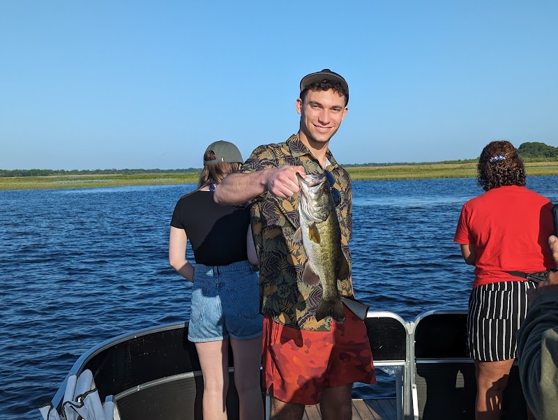 iOutdoor Fishing Adventures