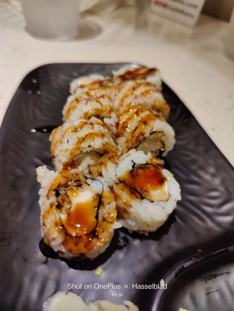 Bento Asian Kitchen + Sushi