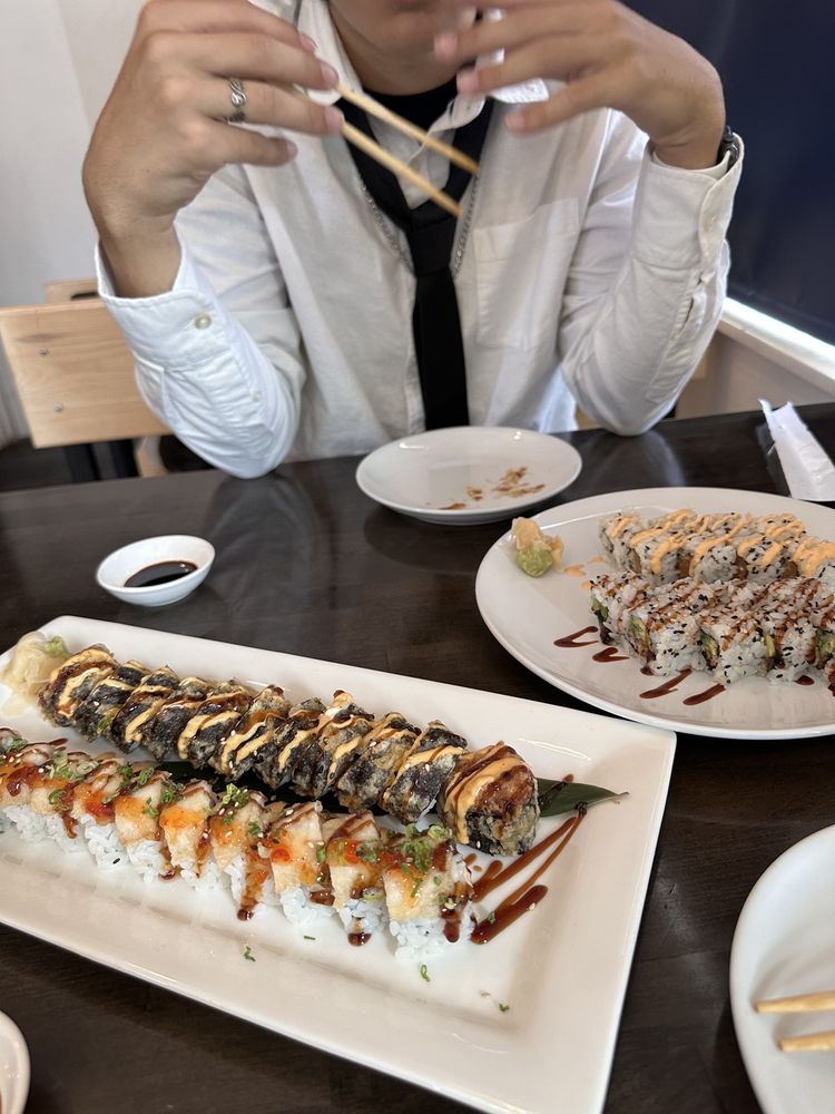 Kombu Sushi Ramen
