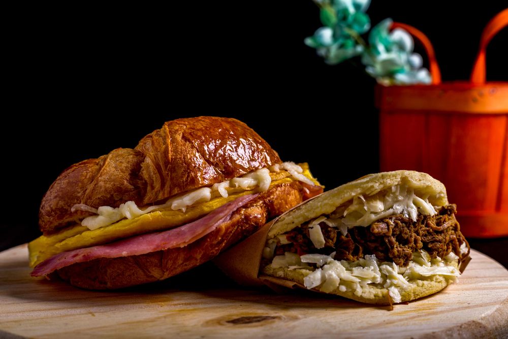 Mecatos Bakery & Café - Ocoee