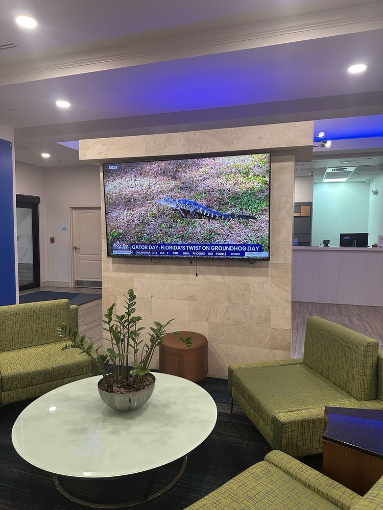 Holiday Inn Express & Suites Orlando - International Drive